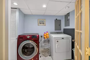 962 Pleasant St, Worcester, MA 01602 - Photo 27