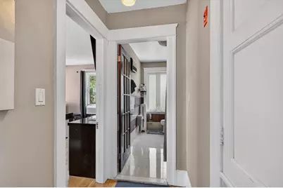 962 Pleasant St, Worcester, MA 01602 - Photo 21