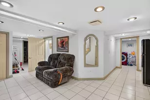 962 Pleasant St, Worcester, MA 01602 - Photo 23