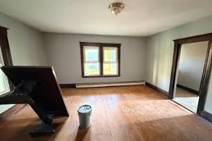 32 Mt Globe St, Fitchburg, MA 01420 - Photo 27