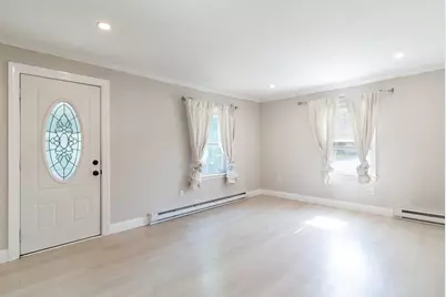 22 Marsh Ave, Southbridge, MA 01550 - Photo 11