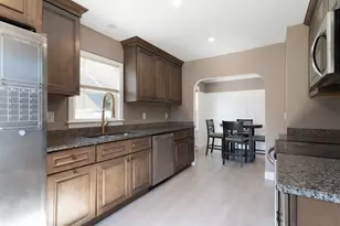 22 Marsh Ave, Southbridge, MA 01550 - Photo 9