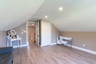 22 Marsh Ave, Southbridge, MA 01550 - Photo 23