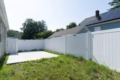 22 Marsh Ave, Southbridge, MA 01550 - Photo 35