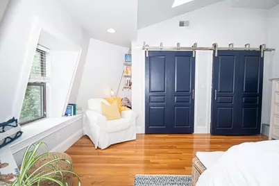 184 I St #3, Boston, MA 02127 - Photo 3