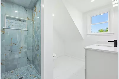 175 Pleasant St, Upton, MA 01568 - Photo 27