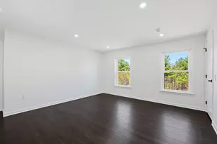175 Pleasant St, Upton, MA 01568 - Photo 23