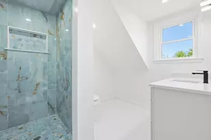 175 Pleasant St, Upton, MA 01568 - Photo 27