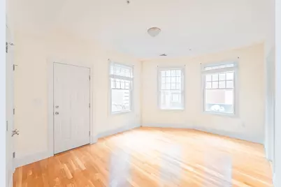 34 Worthington St #3, Boston, MA 02120 - Photo 5