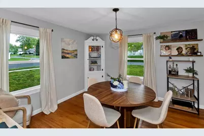 22 Audley Rd, Springfield, MA 01118 - Photo 7