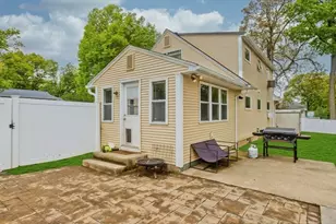 22 Audley Rd, Springfield, MA 01118 - Photo 27