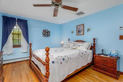 33 Monroe St, Shrewsbury, MA 01545 - Photo 21