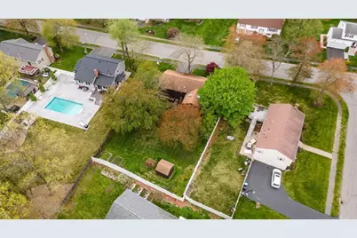 33 Monroe St, Shrewsbury, MA 01545 - Photo 41