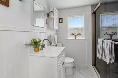 120 Chestnut St, Barnstable, MA 02601 - Photo 13