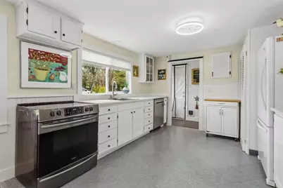 120 Chestnut St, Barnstable, MA 02601 - Photo 11