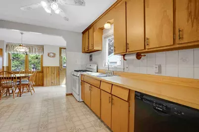 300 Circle Dr, West Springfield, MA 01089 - Photo 11
