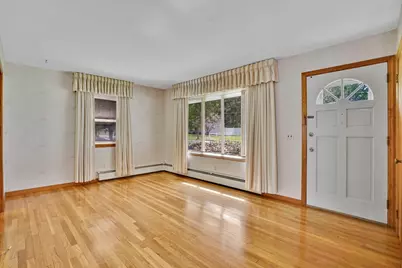 300 Circle Dr, West Springfield, MA 01089 - Photo 5