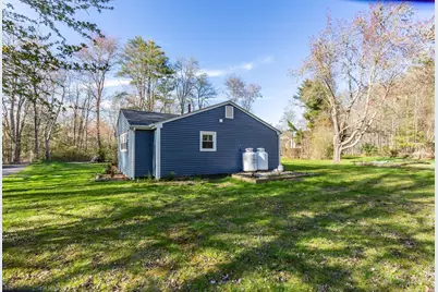 68 Giseles Way, New Bedford, MA 02745 - Photo 15