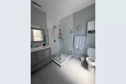 562 E 7th St #2, Boston, MA 02127 - Photo 13
