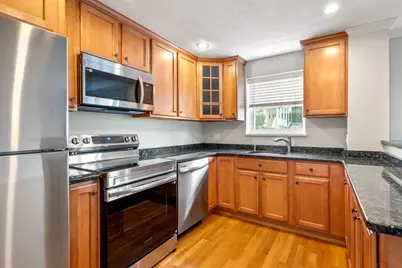 100 Summer St. #1-1, Watertown, MA 02472 - Photo 3