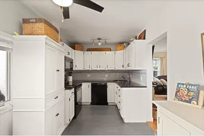 65 Ord St, Salem, MA 01970 - Photo 9