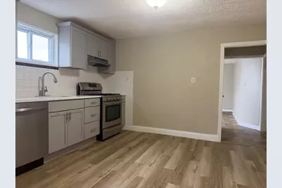 48 Wamesit St #2, Lowell, MA 01852 - Photo 5