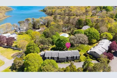 374 Davisville Rd #4, Falmouth, MA 02536 - Photo 1