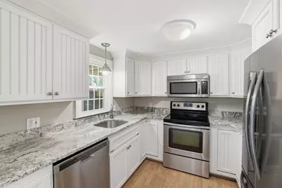 374 Davisville Rd #4, Falmouth, MA 02536 - Photo 15