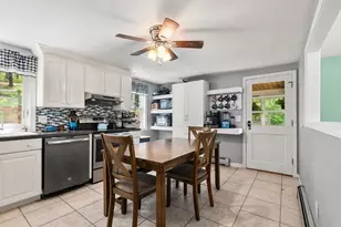 3080 Hillside Dr, Palmer, MA 01069 - Photo 9