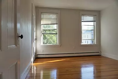159 Brown St #5, Waltham, MA 02453 - Photo 5