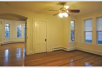 159 Brown St #5, Waltham, MA 02453 - Photo 9