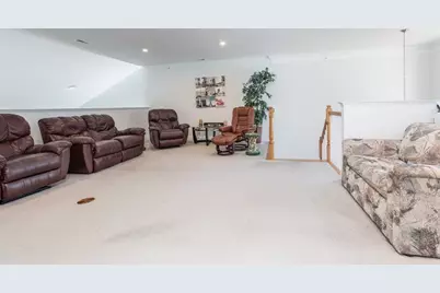 54 Pondside Dr #54, Bolton, MA 01740 - Photo 19