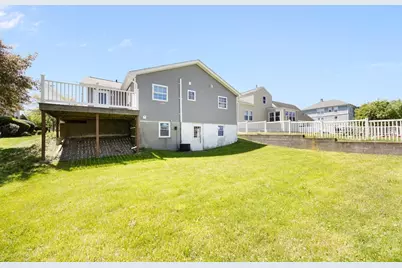 44 White St, Chicopee, MA 01013 - Photo 29