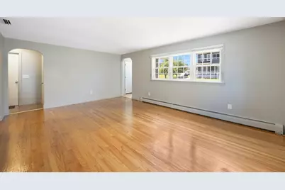 44 White St, Chicopee, MA 01013 - Photo 7