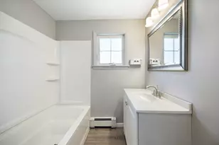 44 White St, Chicopee, MA 01013 - Photo 17
