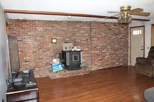 39 Division St, Attleboro, MA 02703 - Photo 5