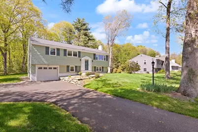 114 South St, Stoughton, MA 02072 - Photo 3