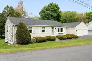 11 Pershing Ave, South Hadley, MA 01075 - Photo 3
