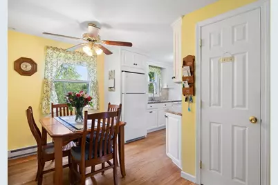 11 Pershing Ave, South Hadley, MA 01075 - Photo 11