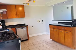 52 Sheraton Ave, Somerset, MA 02725 - Photo 5