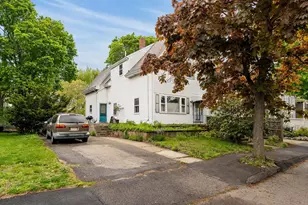 17 Sharon St, Medford, MA 02155 - Photo 3