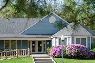 610 Ridgefield Cir, Clinton, MA 01510 - Photo 41
