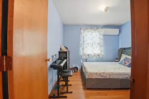 65 Albert St, Brockton, MA 02302 - Photo 11