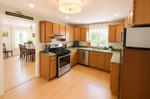 38 Crescent Rd, Needham, MA 02494 - Photo 5