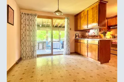 194 Brookside Circle, Northampton, MA 01062 - Photo 13