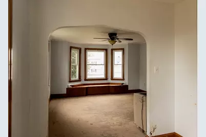518 Snell St, Fall River, MA 02721 - Photo 5