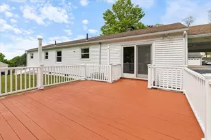 27 Mary Lou St, Methuen, MA 01844 - Photo 17
