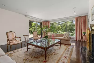 9 Singletree Rd, Brookline, MA 02467 - Photo 7