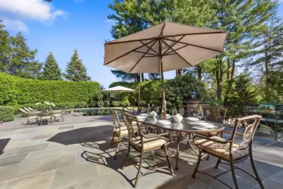 9 Singletree Rd, Brookline, MA 02467 - Photo 15