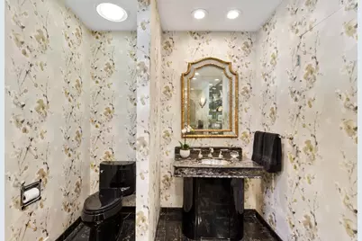 9 Singletree Rd, Brookline, MA 02467 - Photo 9